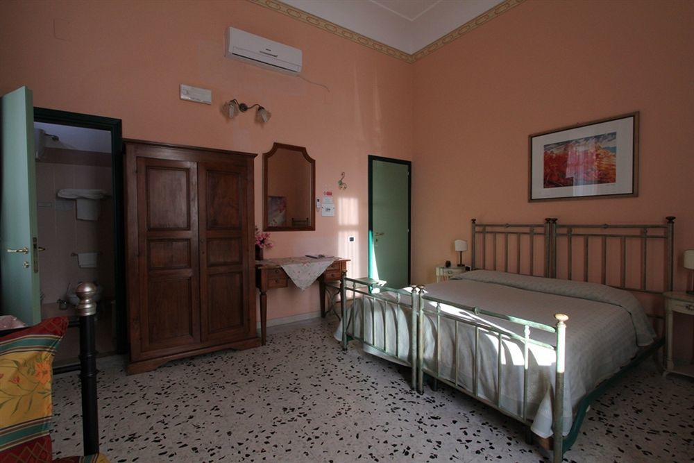 Hotel Posta Siraküza Dış mekan fotoğraf