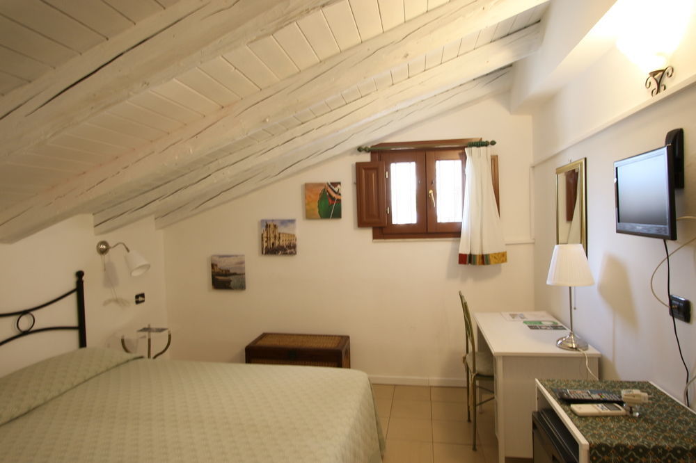 Hotel Posta Siraküza Dış mekan fotoğraf