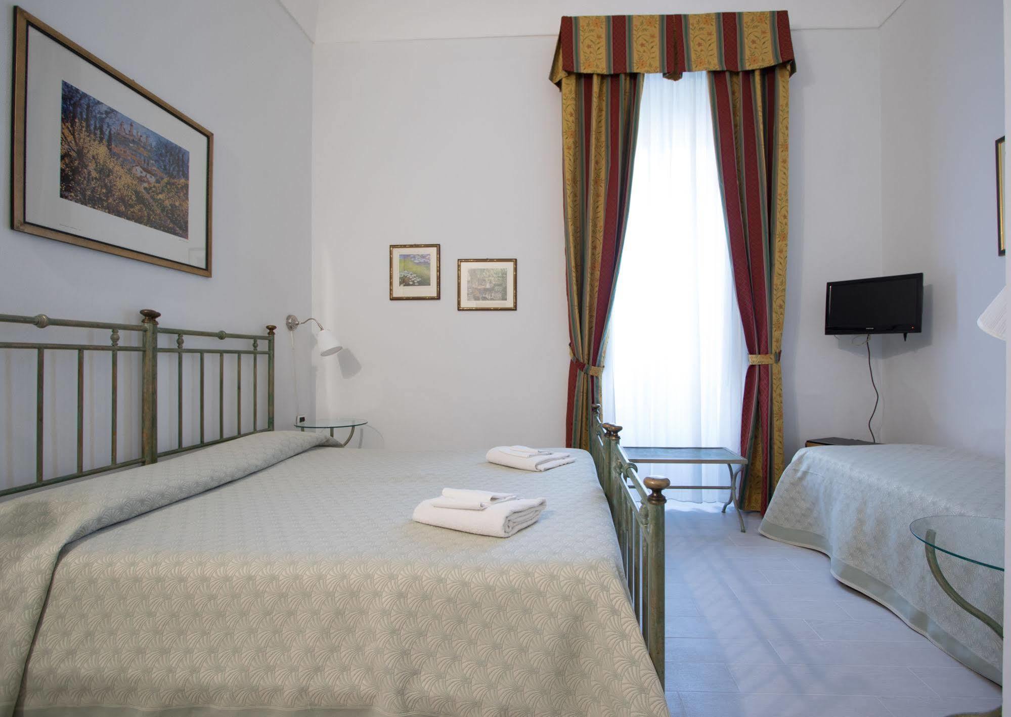 Hotel Posta Siraküza Dış mekan fotoğraf