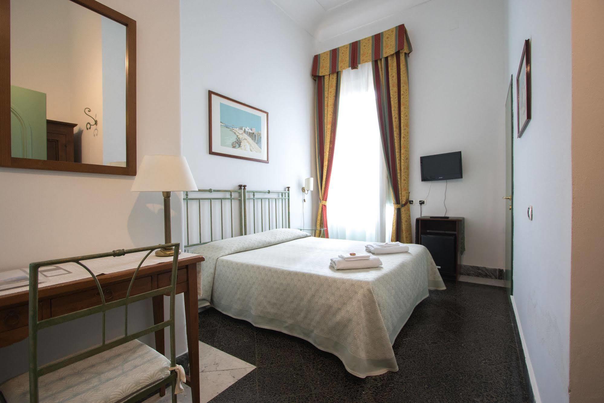 Hotel Posta Siraküza Dış mekan fotoğraf